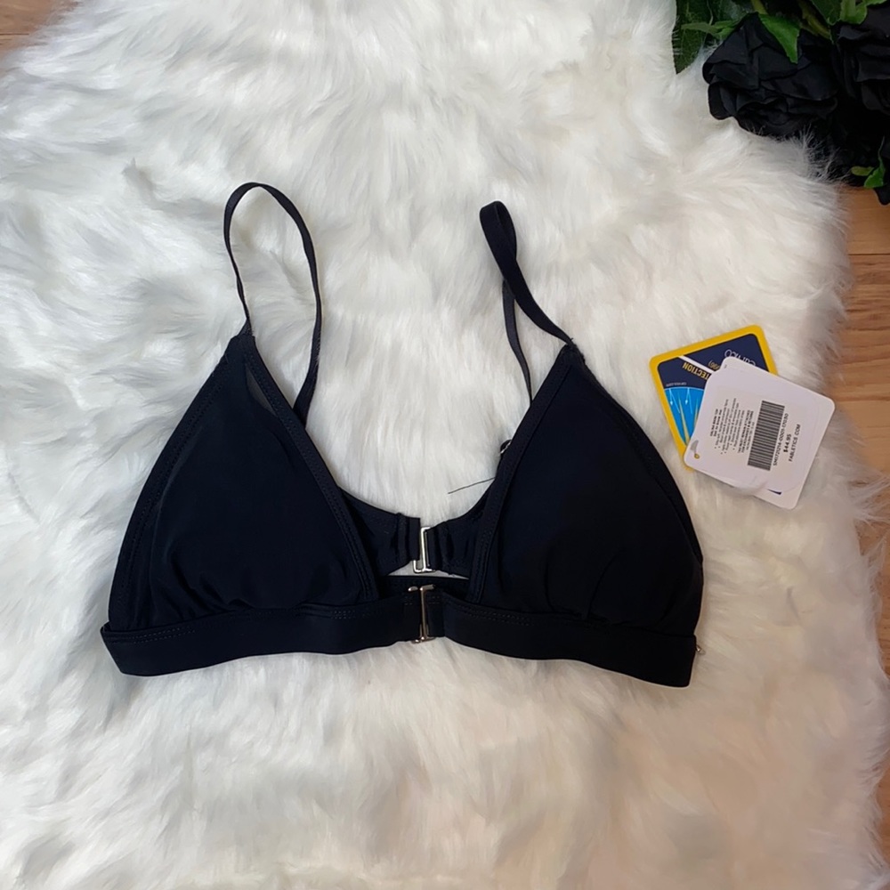 NWT Fabletics Halina Bikini Top Black